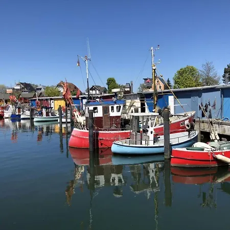 Pur 3 بيت للعطل