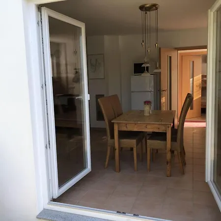 Pur 3 بيت للعطل زنغست